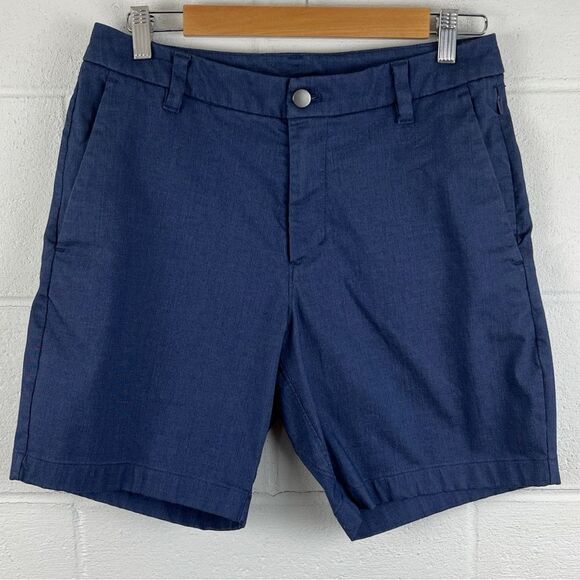 lululemon athletica Other - Lululemon men’s classic fit short 7” blue oxford performance size 30